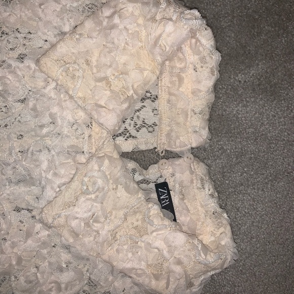 Zara floral blouse - Picture 4 of 5